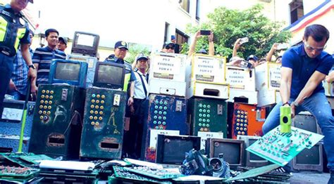 Video Karera machines destroyed .